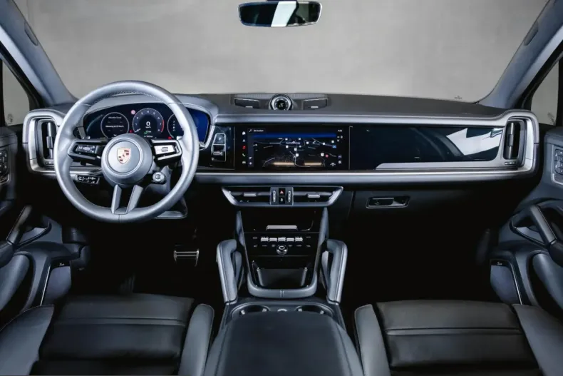 Porsche Cayenne din 2024 cu 17.200 km - oferta POR203805 - foto 17