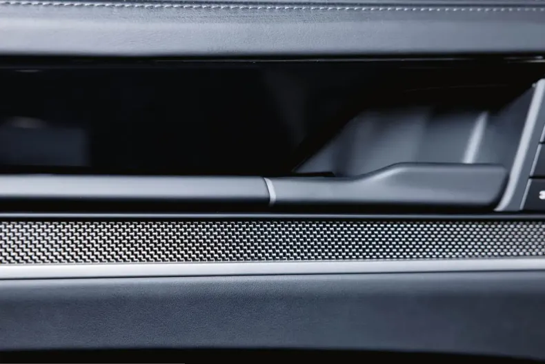 Porsche Cayenne din 2024 cu 17.200 km - oferta POR203805 - foto 25