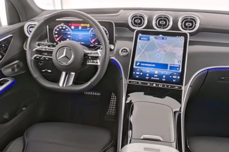 Mercedes-Benz GLC 300 (Clasa GLC) din 2025 cu 14.528 km - oferta MER203806 - foto 5