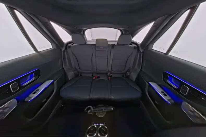 Mercedes-Benz GLC 300 (Clasa GLC) din 2025 cu 14.528 km - oferta MER203806 - foto 7