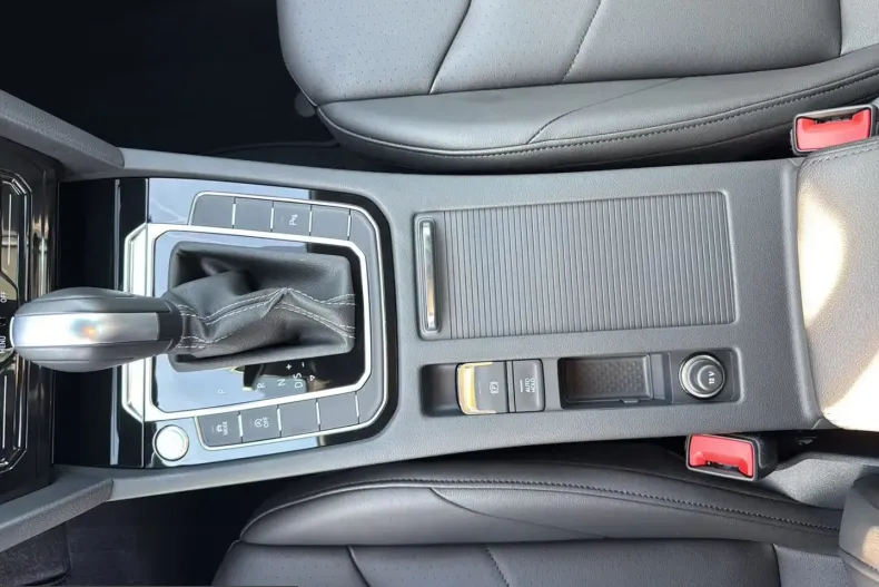 Volkswagen Arteon din 2025 cu 100 km - oferta VOL203813 - foto 12