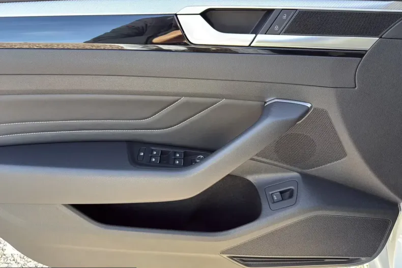 Volkswagen Arteon din 2025 cu 100 km - oferta VOL203813 - foto 16