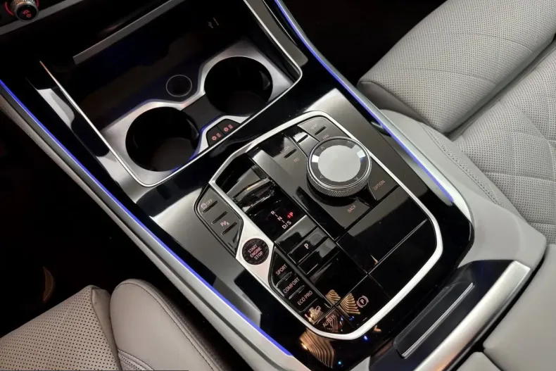 BMW X5 (Seria X) din 2024 cu 14.200 km - oferta BMW203816 - foto 16