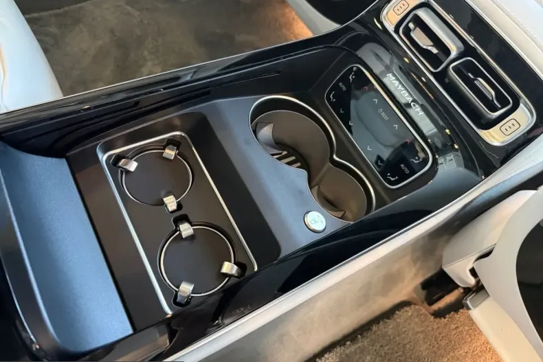 Mercedes-Benz S 680 (Clasa S) din 2023 cu 26.086 km - oferta MER203826 - foto 19