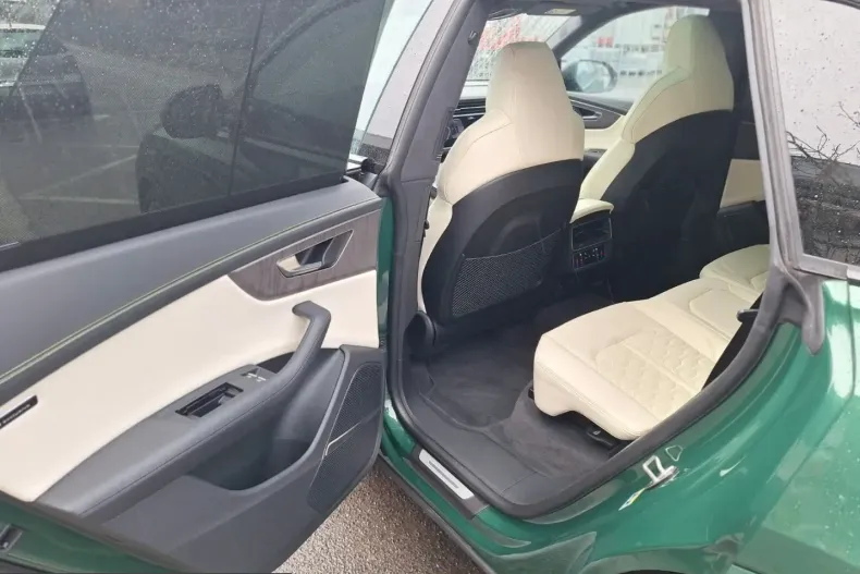 Audi RSQ8 din 2023 cu 52.900 km - oferta AUD203828 - foto 17