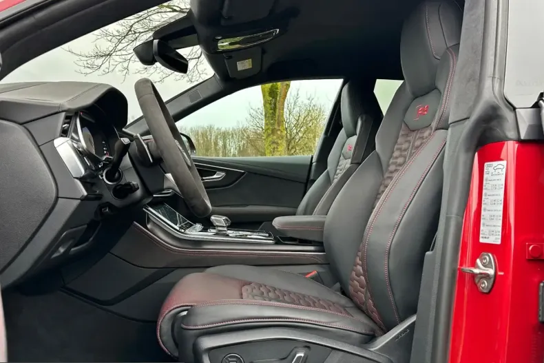 Audi RSQ8 din 2024 cu 10.590 km - oferta AUD203831 - foto 2