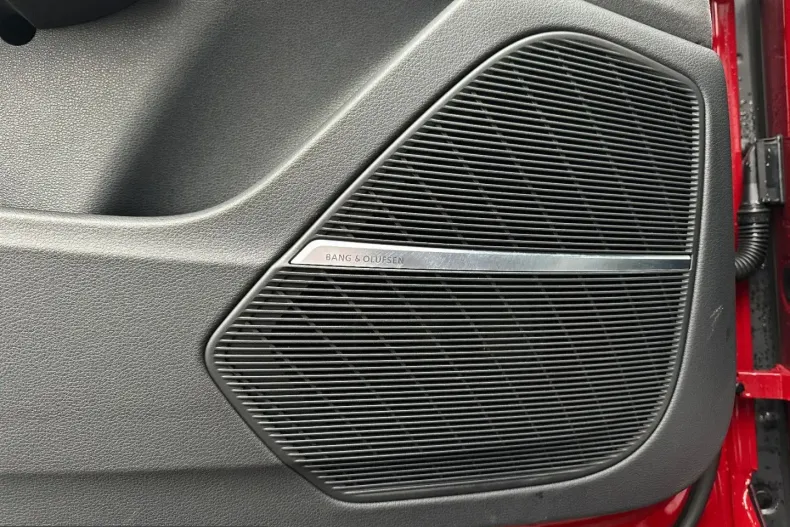 Audi RSQ8 din 2024 cu 10.590 km - oferta AUD203831 - foto 9