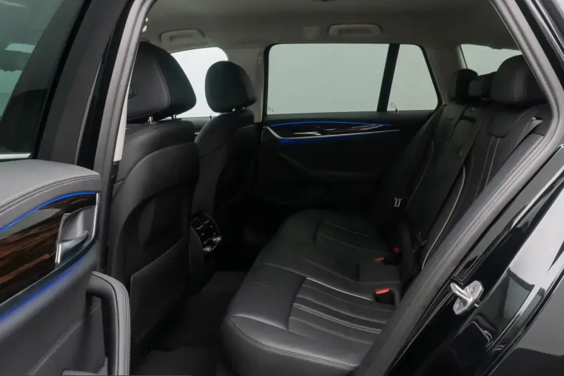 BMW 530 (Seria 5) din 2022 cu 79.168 km - oferta BMW203832 - foto 26