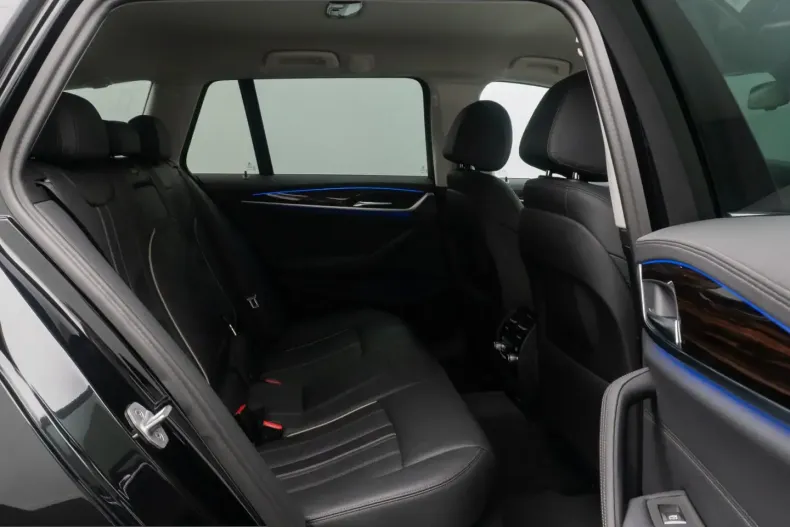 BMW 530 (Seria 5) din 2022 cu 79.168 km - oferta BMW203832 - foto 27