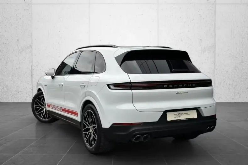 Porsche Cayenne din 2024 cu 26.950 km - oferta POR203833 - foto 4