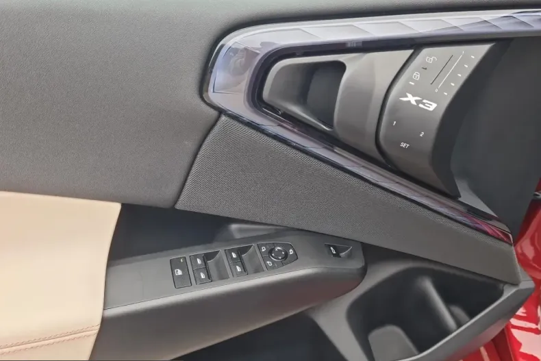 BMW X3 (Seria X) din 2025 cu 5.983 km - oferta BMW203839 - foto 15