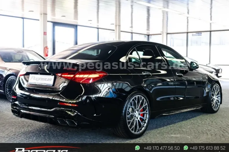 Mercedes-Benz C 63 AMG (Clasa C) din 2024 cu 6.100 km - oferta MER203845 - foto 6