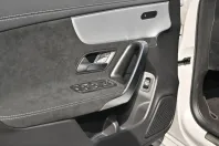 Mercedes-Benz CLA 250 Shooting Brake (Clasa CLA) din 2025 cu 9.900 km - oferta MER203848 - foto 22