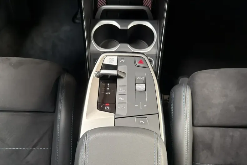 BMW X1 (Seria X) din 2024 cu 10.800 km - oferta BMW203849 - foto 13