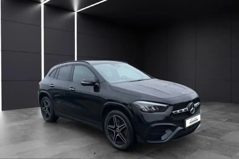 Mercedes-Benz GLA 250 (Clasa GLA) din 2024 cu 33.000 km - oferta MER203851 - foto 8