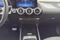 Mercedes-Benz GLA 250 (Clasa GLA) din 2024 cu 33.000 km - oferta MER203851 - foto 15