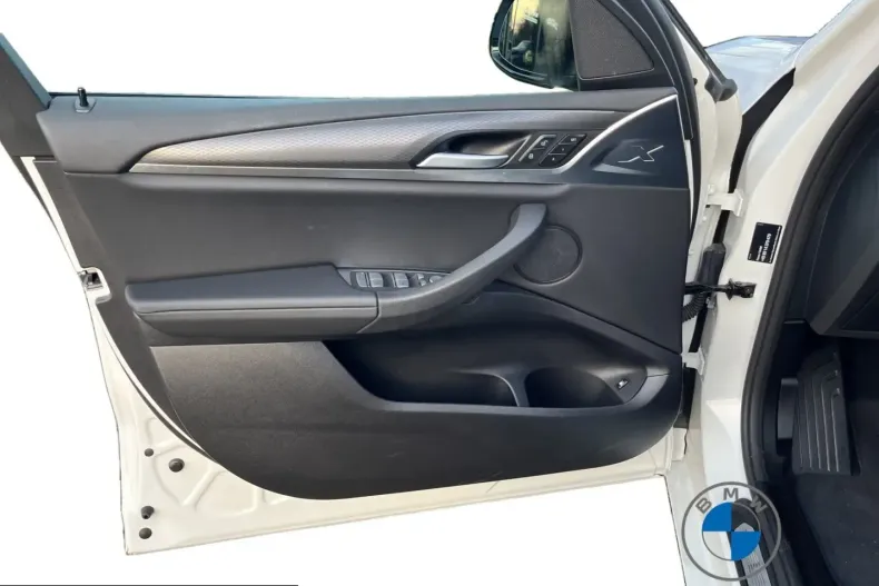 BMW X3 (Seria X) din 2024 cu 29.980 km - oferta BMW203853 - foto 9