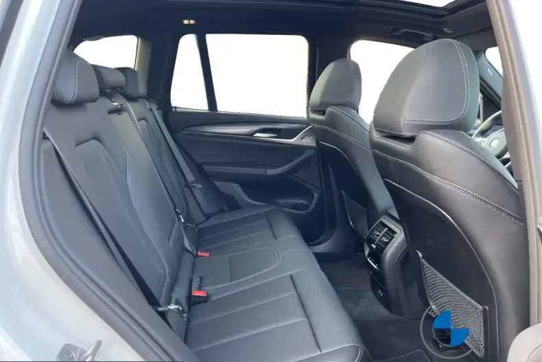 BMW X3 (Seria X) din 2024 cu 29.980 km - oferta BMW203853 - foto 18