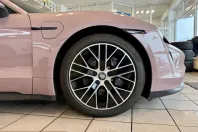 Porsche Taycan din 2023 cu 14.991 km - oferta POR203854 - foto 6
