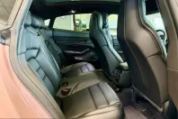 Porsche Taycan din 2023 cu 14.991 km - oferta POR203854 - foto 10