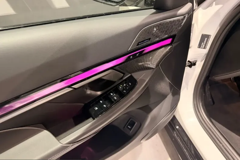 BMW 520 (Seria 5) din 2025 cu 11.100 km - oferta BMW203857 - foto 13