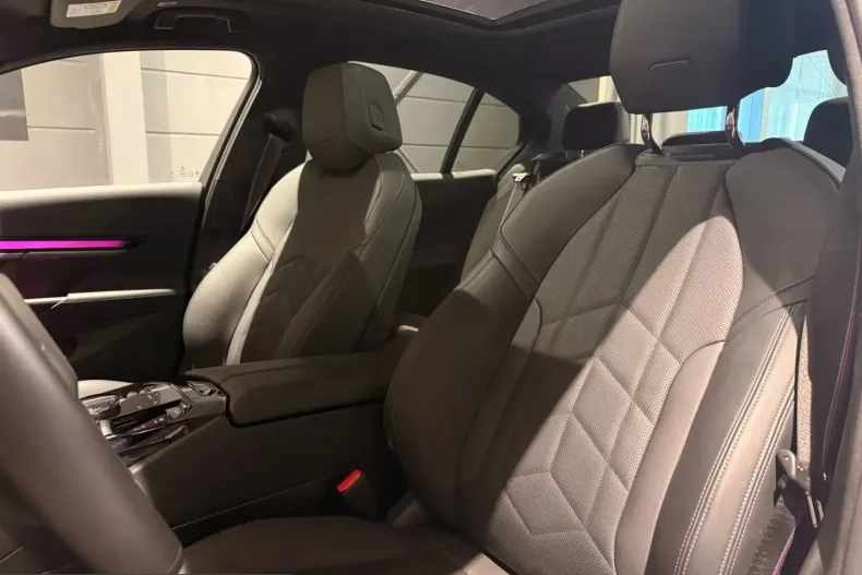 BMW 520 (Seria 5) din 2025 cu 11.100 km - oferta BMW203857 - foto 17