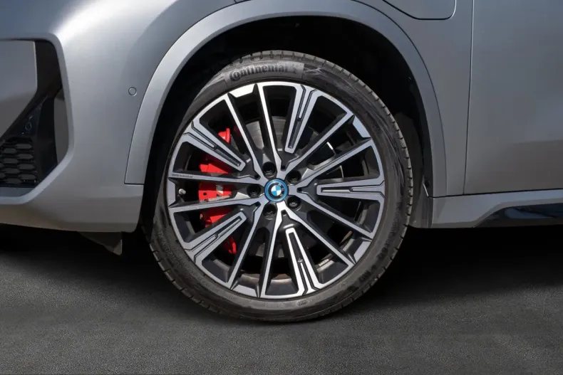 BMW X1 (Seria X) din 2024 cu 32.400 km - oferta BMW203859 - foto 4