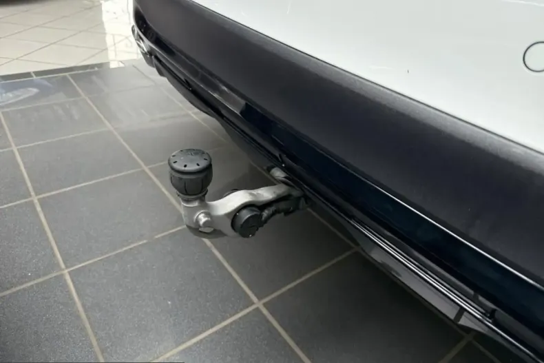 Mercedes-Benz GLC 300 (Clasa GLC) din 2024 cu 32.309 km - oferta MER203869 - foto 11