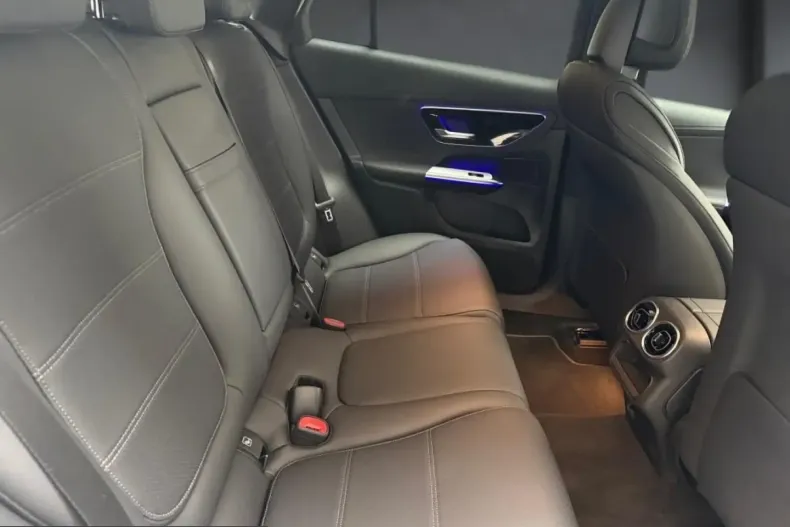 Mercedes-Benz GLC 300 (Clasa GLC) din 2024 cu 32.309 km - oferta MER203869 - foto 13