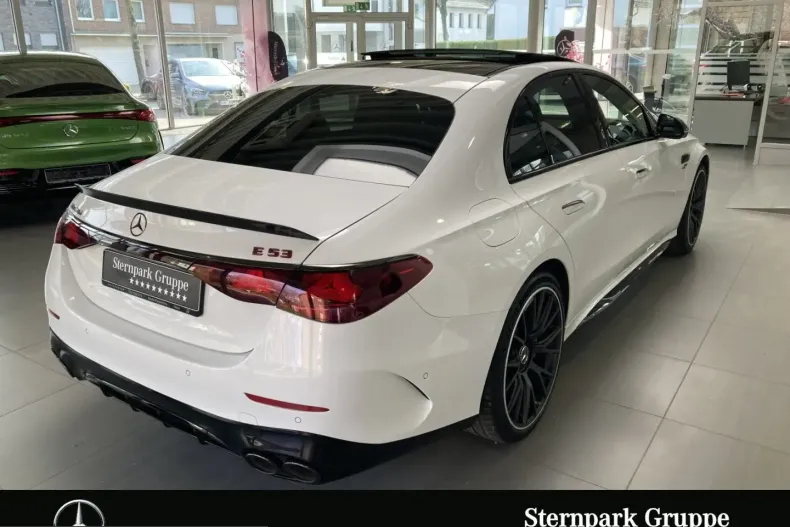 Mercedes-Benz E 53 AMG (Clasa E) din 2024 cu 29.512 km - oferta MER203871 - foto 4
