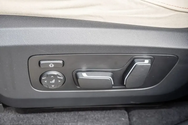 BMW X3 (Seria X) din 2025 cu 14.400 km - oferta BMW203874 - foto 11