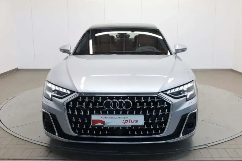 Audi A8 din 2023 cu 42.949 km - oferta AUD203889 - foto 3
