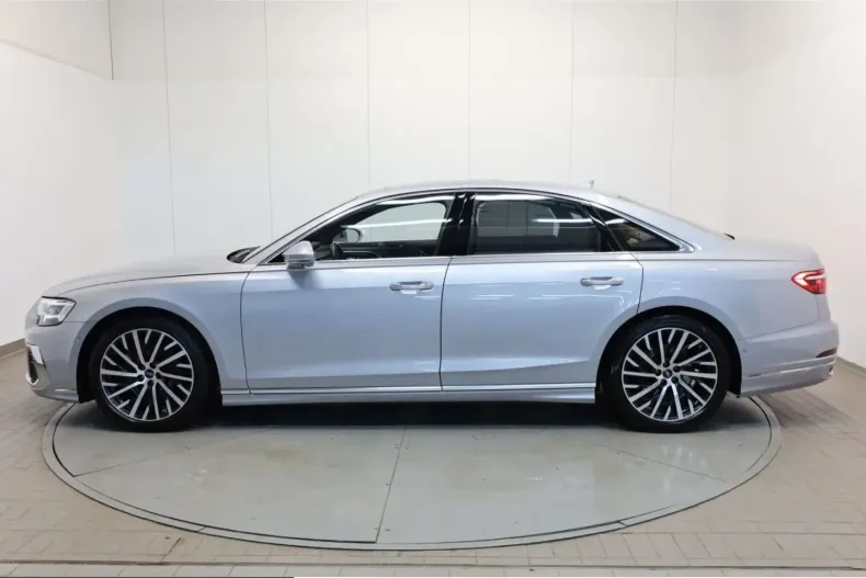 Audi A8 din 2023 cu 42.949 km - oferta AUD203889 - foto 5