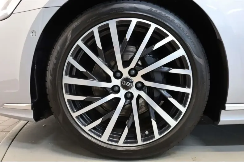 Audi A8 din 2023 cu 42.949 km - oferta AUD203889 - foto 8