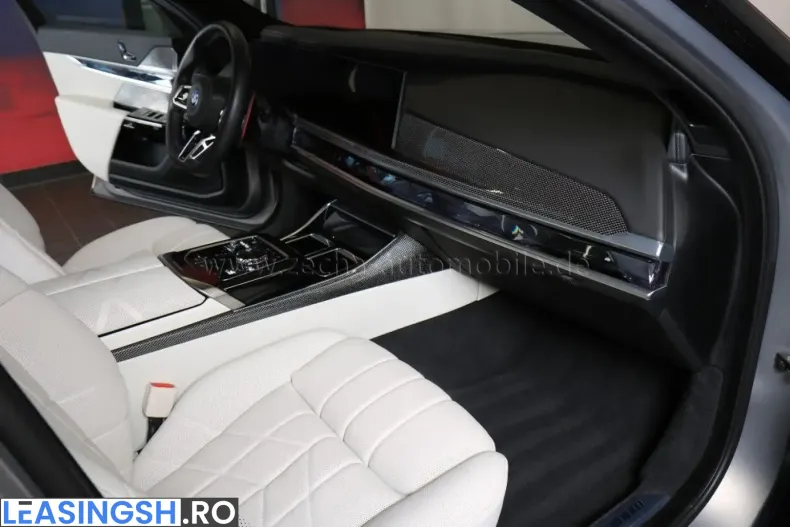 BMW M760 (Seria 7) din 2024 cu 37.500 km - oferta BMW203890 - foto 29