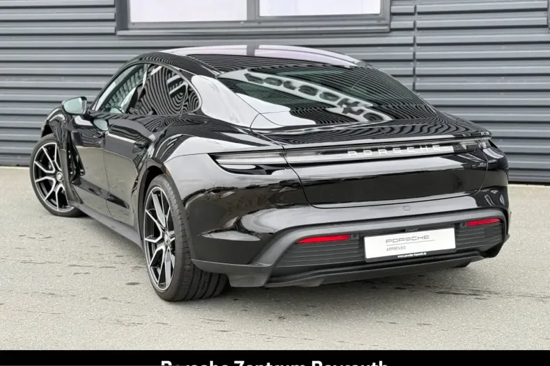 Porsche Taycan din 2023 cu 23.900 km - oferta POR203891 - foto 3