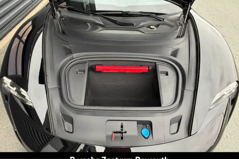 Porsche Taycan din 2023 cu 23.900 km - oferta POR203891 - foto 11