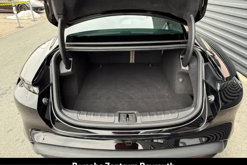 Porsche Taycan din 2023 cu 23.900 km - oferta POR203891 - foto 12