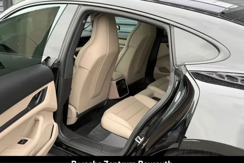 Porsche Taycan din 2023 cu 23.900 km - oferta POR203891 - foto 13