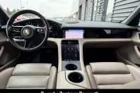 Porsche Taycan din 2023 cu 23.900 km - oferta POR203891 - foto 16