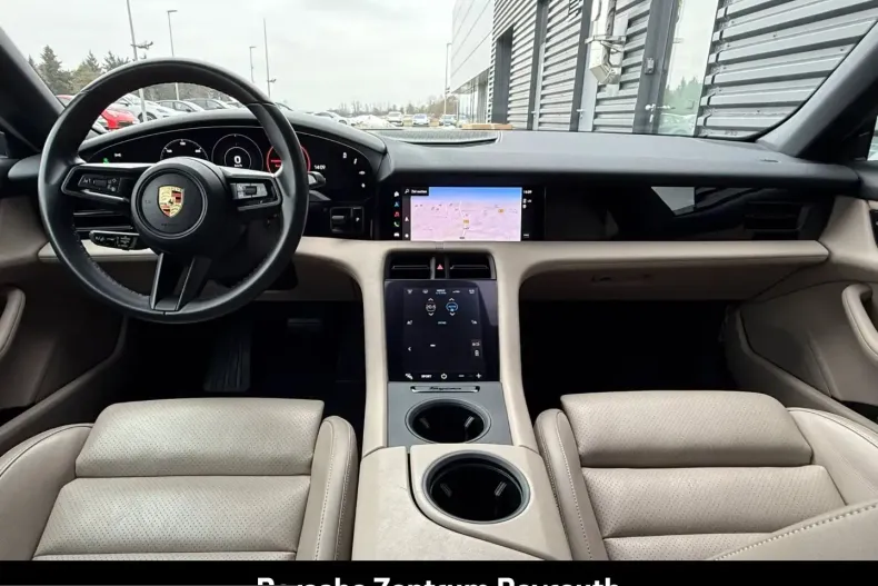 Porsche Taycan din 2023 cu 23.900 km - oferta POR203891 - foto 16