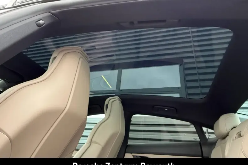 Porsche Taycan din 2023 cu 23.900 km - oferta POR203891 - foto 26