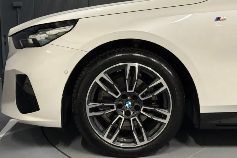 BMW 520 (Seria 5) din 2024 cu 24.000 km - oferta BMW203892 - foto 5