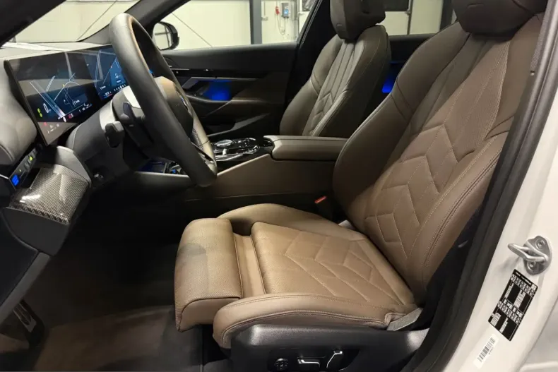 BMW 520 (Seria 5) din 2024 cu 24.000 km - oferta BMW203892 - foto 32