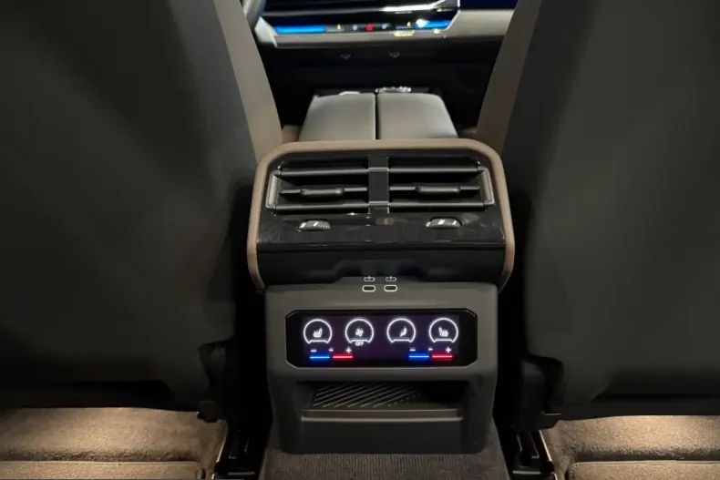 BMW 520 (Seria 5) din 2024 cu 24.000 km - oferta BMW203892 - foto 34