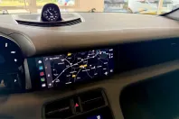 Porsche Taycan din 2023 cu 38.069 km - oferta POR203896 - foto 19