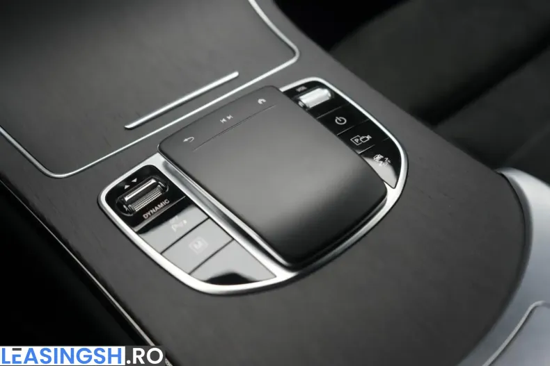 Mercedes-Benz GLC 300 (Clasa GLC) din 2021 cu 86.000 km - oferta MER203900 - foto 19