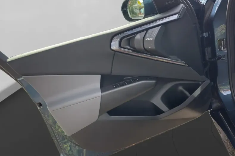 BMW X3 (Seria X) din 2025 cu 26.434 km - oferta BMW203901 - foto 12