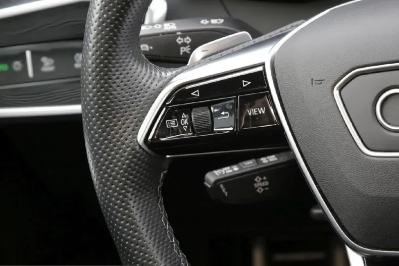 Audi S7 din 2023 cu 50.650 km - oferta AUD203903 - foto 19