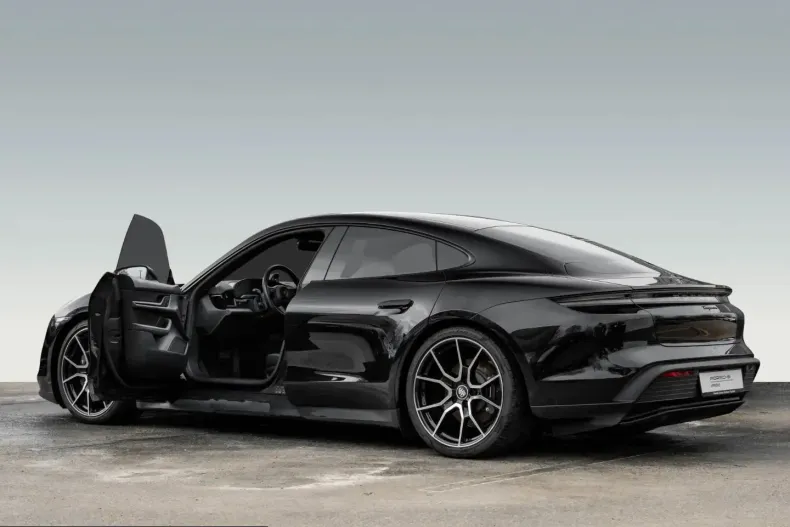 Porsche Taycan din 2023 cu 22.500 km - oferta POR203904 - foto 7